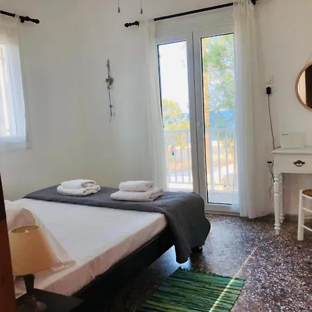 Semesterbostad Rita's Beachfront House *