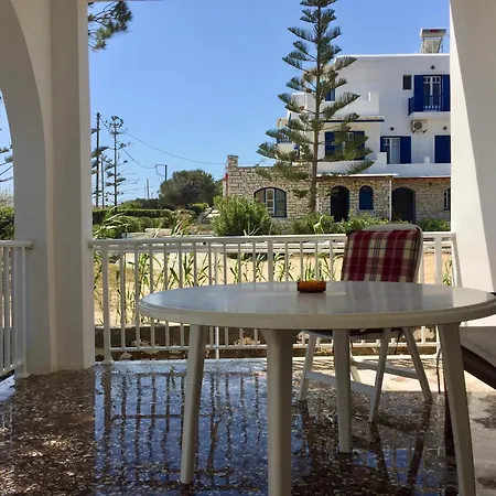 Rita's Beachfront House Semesterbostad