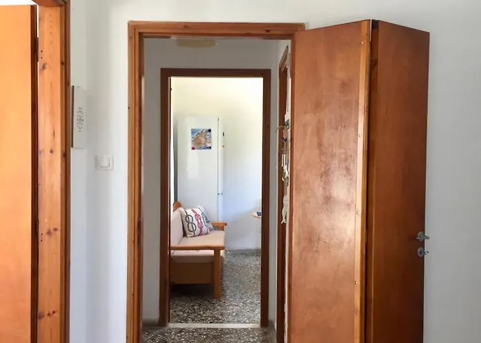 Rita's Beachfront House * Πάρος