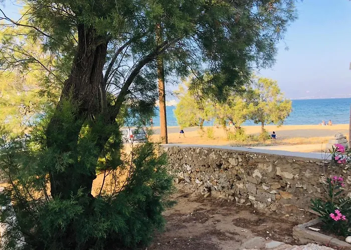 Rita's Beachfront House Πάρος